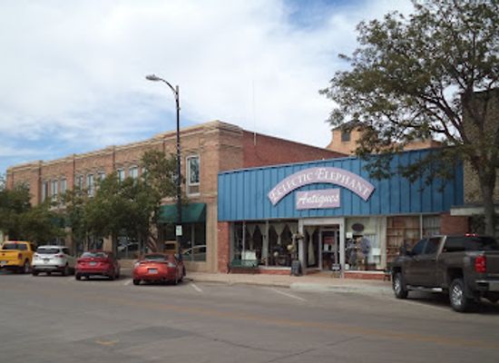 wyoming/cheyenne/landmark/eclectic-elephant