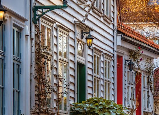 norway/vestlandet/landmark/old-bergen-house-for-walking