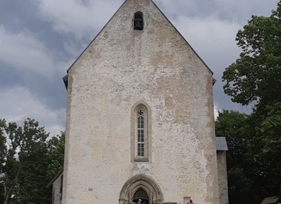estonia/saare-county/landmark/karja-church