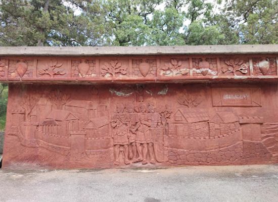 ukraine/crimea/landmark/ruiny-kreposti-kharaks