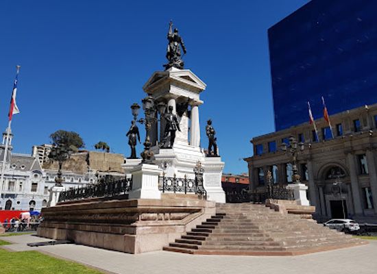 chile/central-valley/landmark/plaza-sotomayor