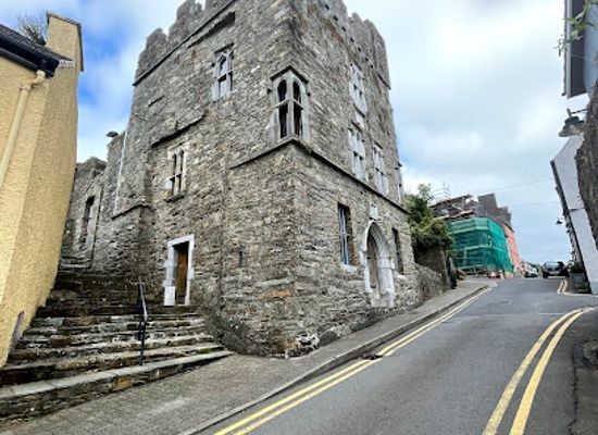 ireland/kinsale/landmark/desmond-castle