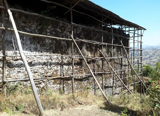 ethiopia/gojjam/landmark/abagis-ruins-of-fasiledes-palace-for-gojjam