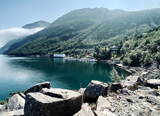 norway/lysefjord/landmark/florlineset