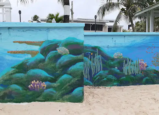 marshall-islands/majuro-atoll/landmark/majuro-see-wall-seawall-mural