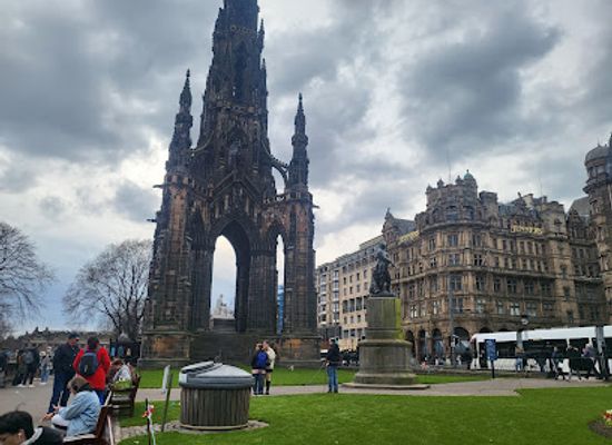 united-kingdom/midlothian/landmark/scott-monument