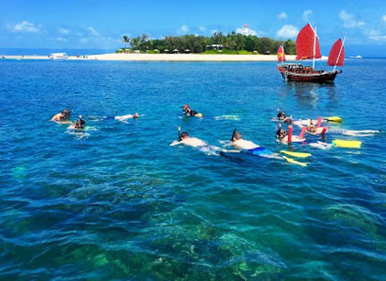 australia/port-douglas/landmark/shaolin-port-douglas-sunset-sailing-and-reef-tours