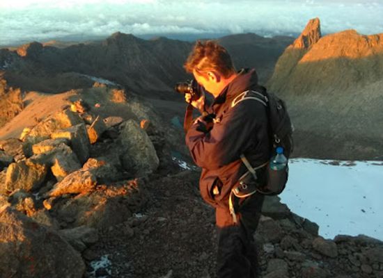 kenya/mount-kenya-region/landmark/mount-kenya-hike
