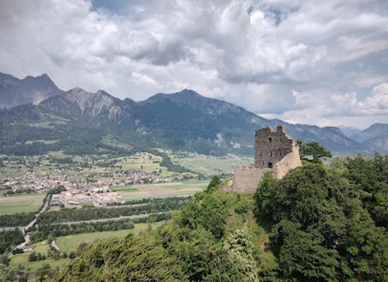 liechtenstein/ruggell/landmark/cristo-statue