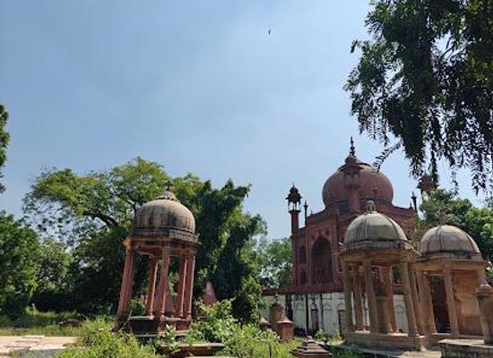 india/agra/landmark/roman-catholic-cemetery-agra