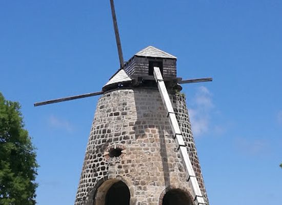 antigua-and-barbuda/codrington/landmark/betty-s-hope-historic-sugar-plantation