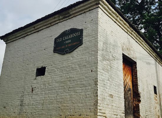 alabama/river-region/landmark/old-calaboose
