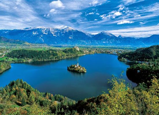 slovenia/bled/landmark/3glav-adventures-the-original-emerald-river-adventure-canyoning-bob