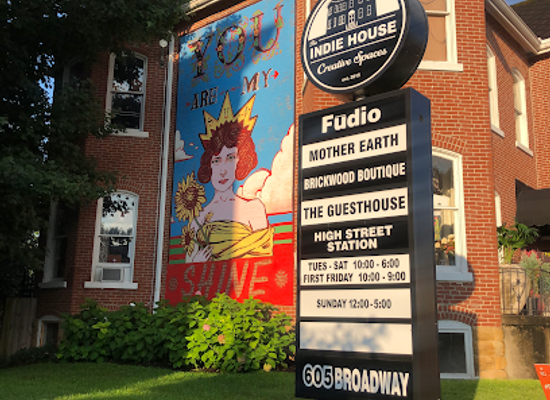 missouri/cape-girardeau/landmark/the-indie-house