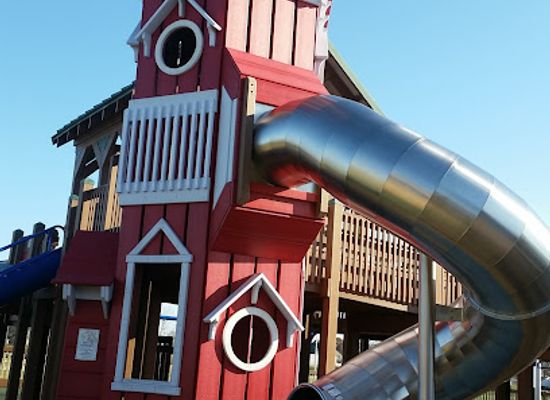 wisconsin/kenosha/landmark/kenosha-dream-playground