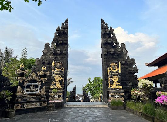 indonesia/west-java/landmark/tanah-lot