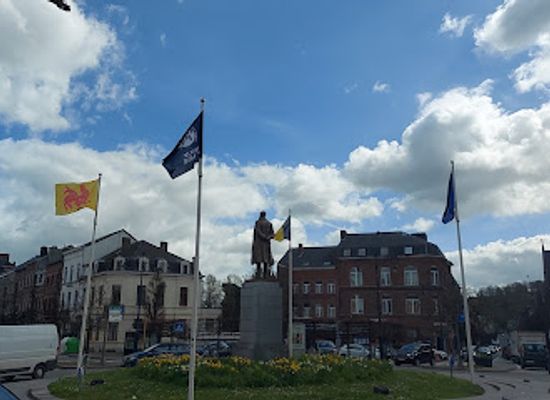 belgium/namur/landmark/statue-de-leopold-ii