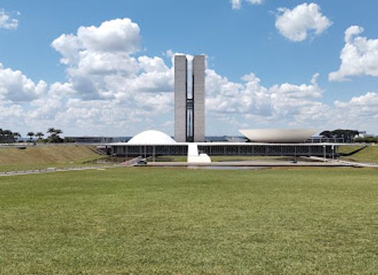 brazil/brasilia/landmark/states-avenue