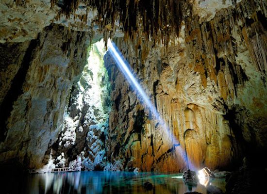brazil/bonito/landmark/abismo-anhumas