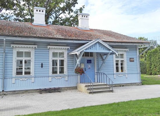 estonia/jogeva-county/landmark/luuletaja-betti-alveri-1906-1989-muuseum