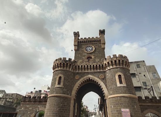 india/rajkot/landmark/jinen-outdoor-tower-clock-bedinaka
