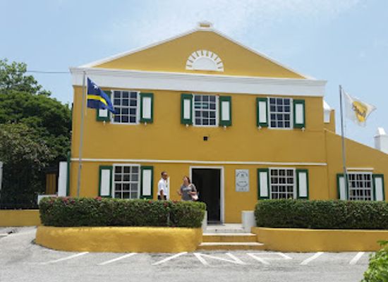 curacao/salina/landmark/curacao-liqueur-distillery