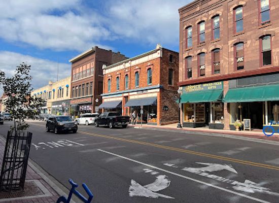 michigan/marquette/landmark/masonic-square-mall