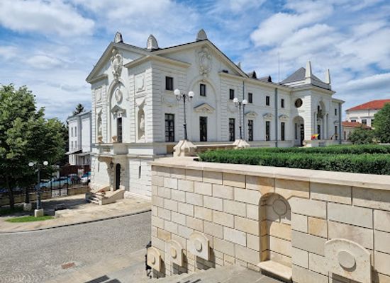romania/moldova-area/landmark/metropolitan-cathedral-iasi