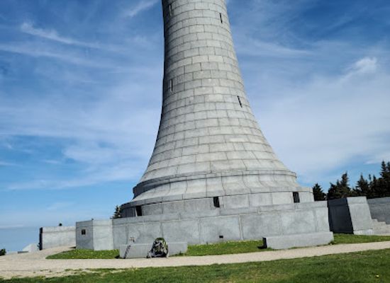 massachusetts/mount-greylock-state-reservation/landmark/veterans-war-memorial-tower
