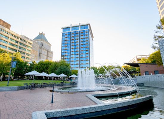 north-carolina/greensboro/landmark/center-city-park-greensboro-downtown-parks-inc
