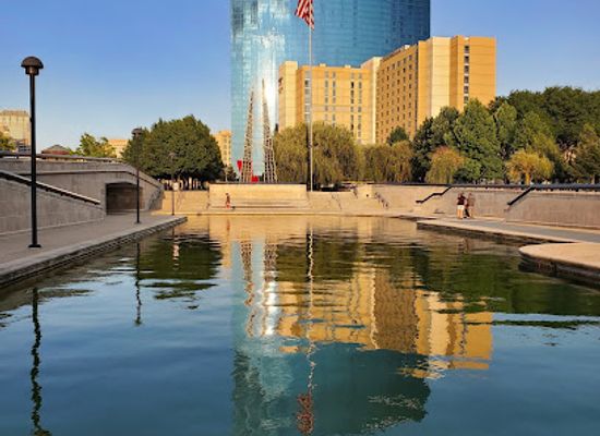 indiana/the-lakes-region/landmark/indiana-state-museum