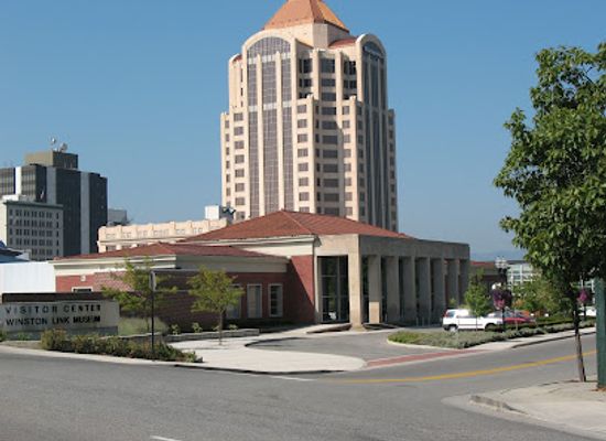 virginia/roanoke/south-roanoke/landmark/visit-virginia-s-blue-ridge