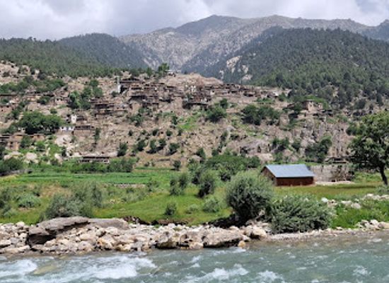 afghanistan/kafiristan/landmark/shomash-hill
