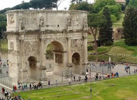 vatican-city/vatican-gardens/landmark/via-sacra