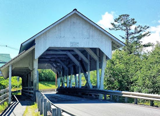 vermont/caledonia-county/landmark/miller-s-run-covered-bridge