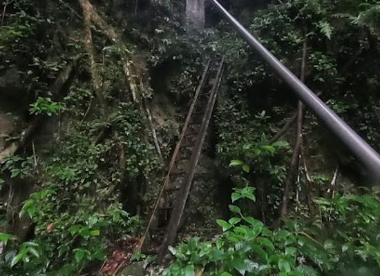 jamaica/cockpit-country/landmark/cockpit-country-caves