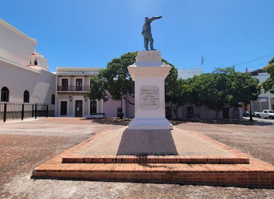 puerto-rico/san-juan/landmark/monumento-juan-ponce-de-leon