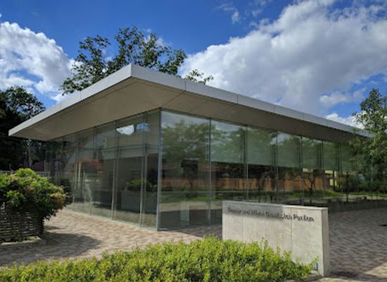 new-york/buffalo/landmark/eleanor-and-wilson-greatbatch-pavilion