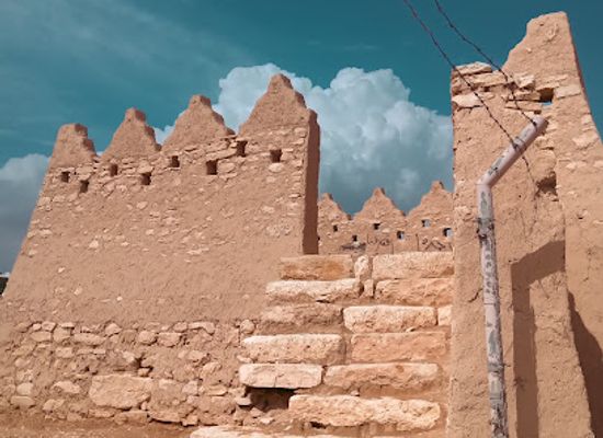 saudi-arabia/riyadh/landmark/one-of-the-towers-of-the-ancient-wall-of-deriyah