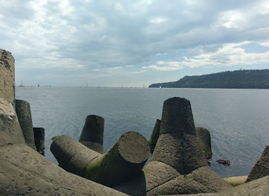 bulgaria/varna/asparuhovo/landmark/pier-asparuhovo