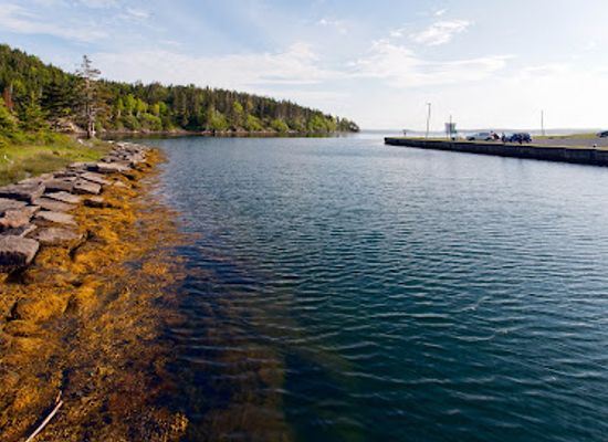 canada/cape-breton-island/landmark/st-peters-canal-national-historic-site