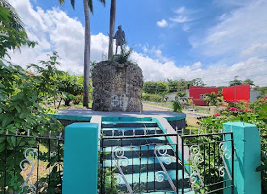 jamaica/runaway-bay/landmark/christopher-columbus-statue