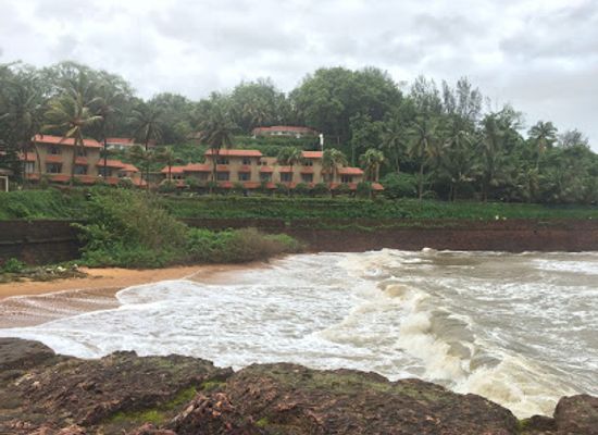 india/goa/candolim/landmark/sinquerim-beach