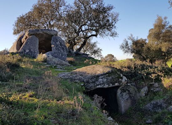 portugal/alentejo/landmark/great-dolmen-of-comenda-da-igreja