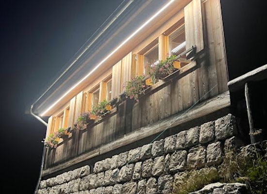 italy/madonna-di-campiglio/landmark/rifugio-tuckett-e-sella