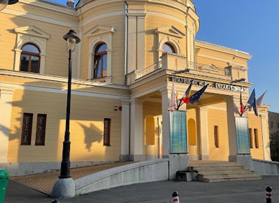 romania/satu-mare/landmark/teatrul-de-nord