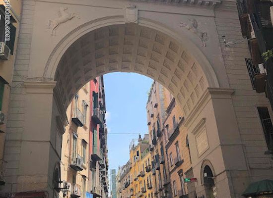italy/naples/chiaia/landmark/ponte-di-chiaia