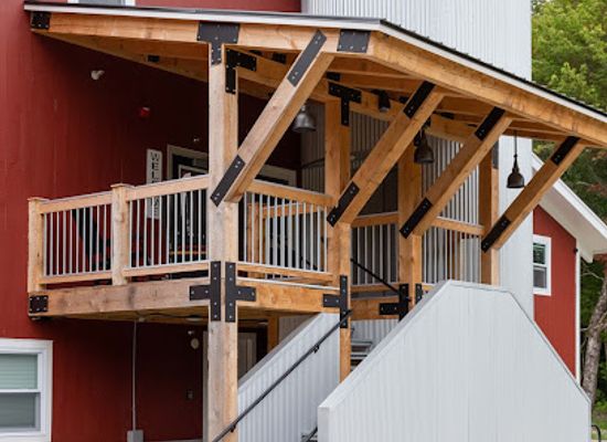 vermont/mad-river-valley/landmark/mad-river-lodge