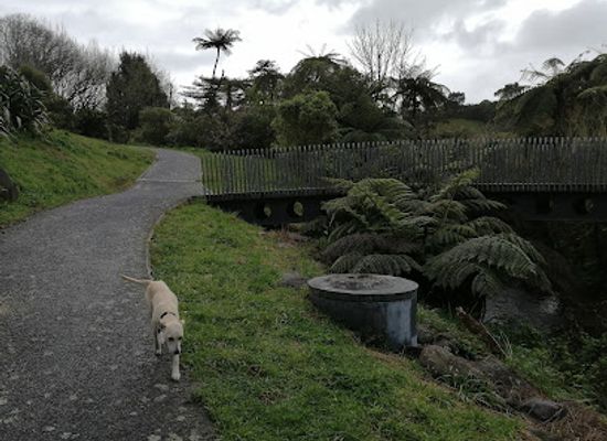 new-zealand/new-plymouth/landmark/sir-victor-davies-park