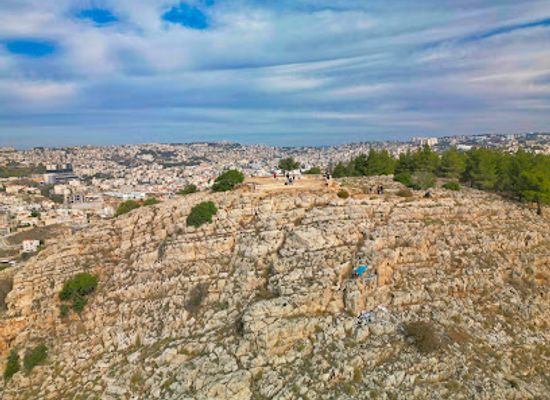 israel/galilee-region/landmark/mount-kdumim-har-hakfitsa